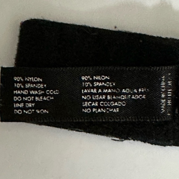 XOXO sz 36C swimsuit top in black. Mesh on the front is not delicate - Picture 9 of 9